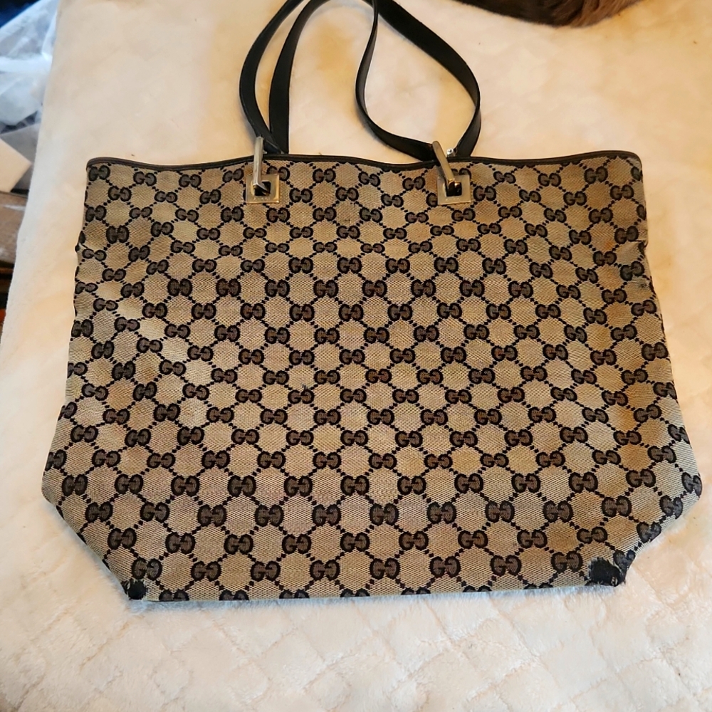 Gucci tote